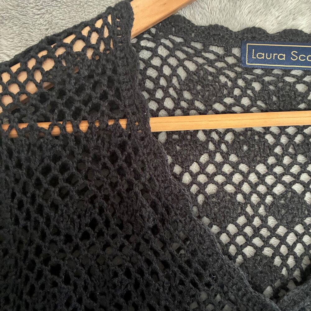 Vtg Laura Scott Crochet Cardigan Women L Black Floral Whimsigoth Dark‎ Cottage - Picture 9 of 16